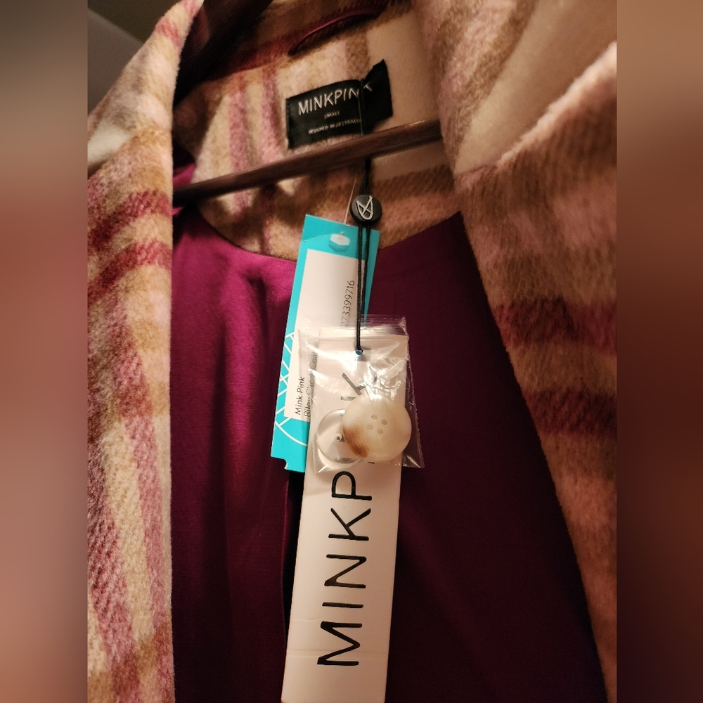 MinkPink Riley Check Coat - Picture 5 of 5